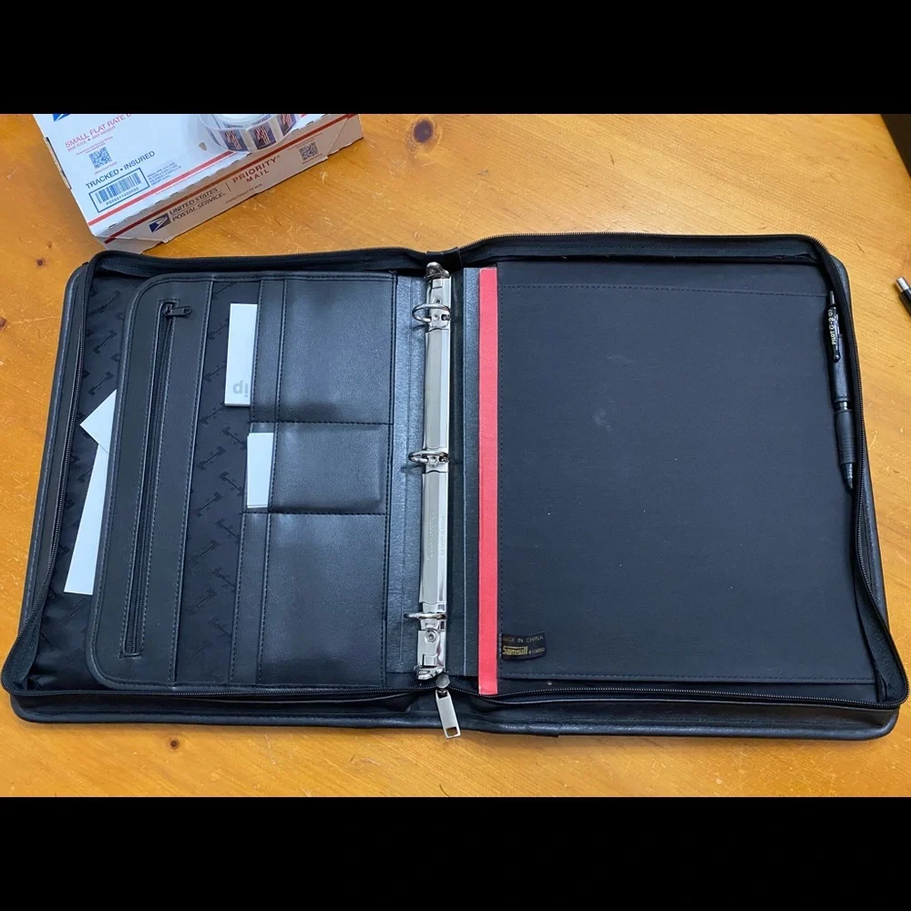 Black Leather-Look Zippered Portfolio Binder - Unbranded